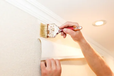Pose de papier peint à Craintilleux — revêtements muraux et toiles de verre